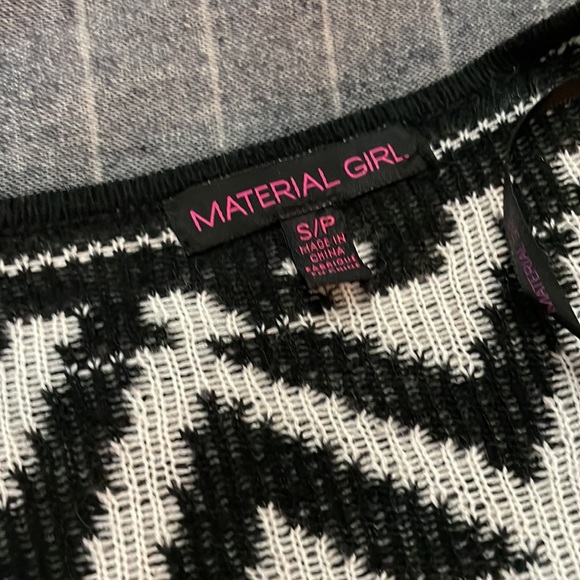 Material Girl Tiger Cardigan - Picture 4 of 5